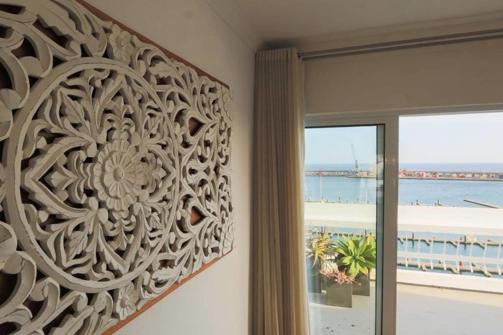 Guestready - Marina View Top Floor With Terrace Ponta Delgada (Sao Miguel) Exterior photo